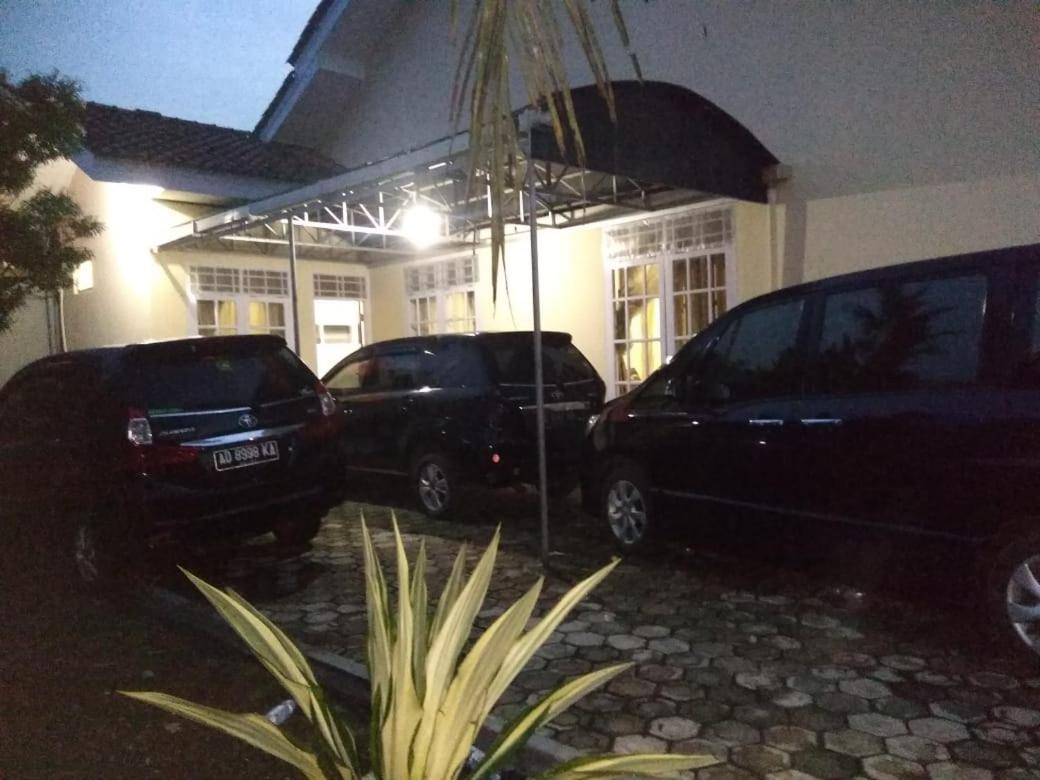Oemah Sadewa Homestay Cilacap Dış mekan fotoğraf